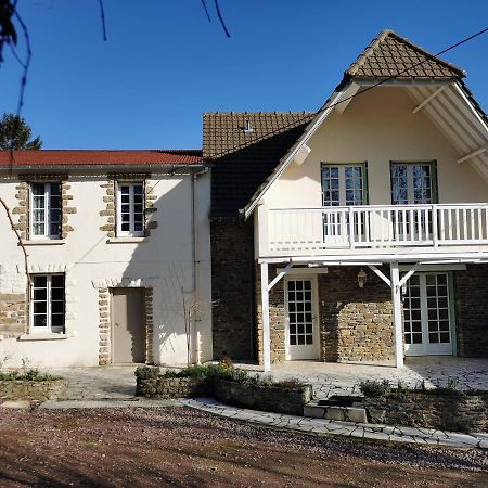 Bed and Breakfast L'Abrigit Curcy-sur-Orne Екстер'єр фото