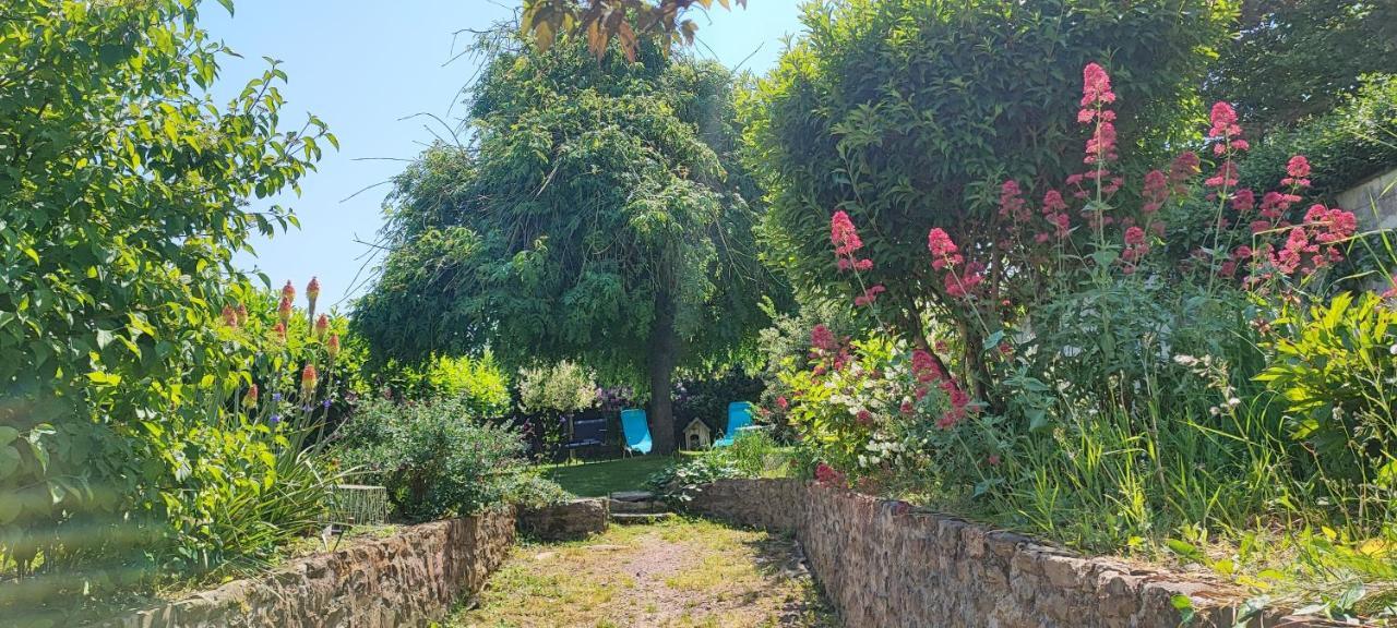 Bed and Breakfast L'Abrigit Curcy-sur-Orne Екстер'єр фото